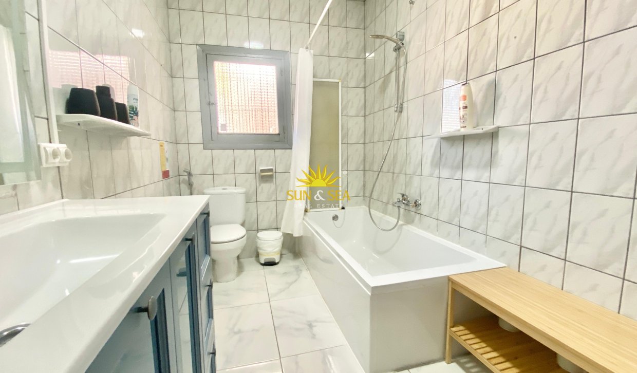 Kurzzeit-Vermietung - Freistehende Villa - Finestrat - Cala de Finestrat