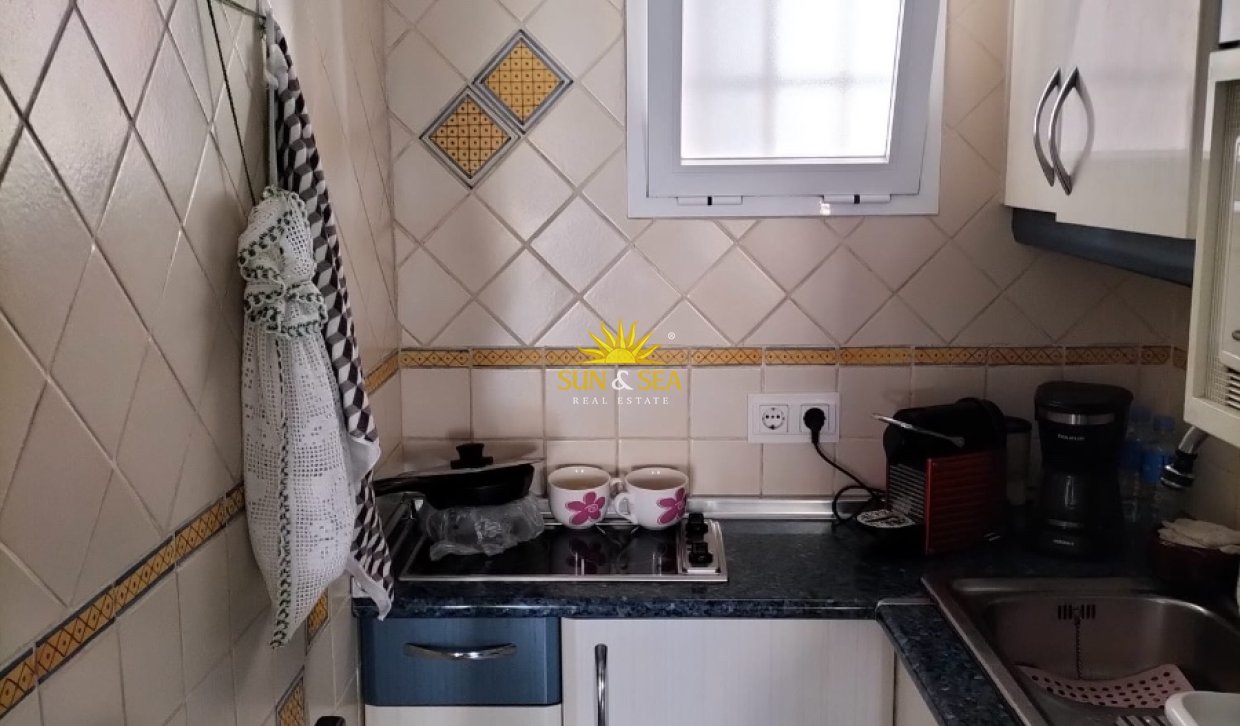 Kurzzeit-Vermietung - Wohnung - Benidorm