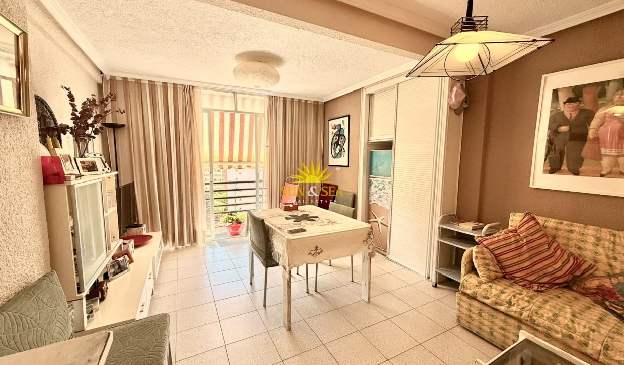 Kurzzeit-Vermietung - Wohnung - Benidorm