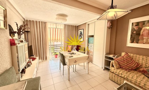 Kurzzeit-Vermietung - Wohnung - Benidorm