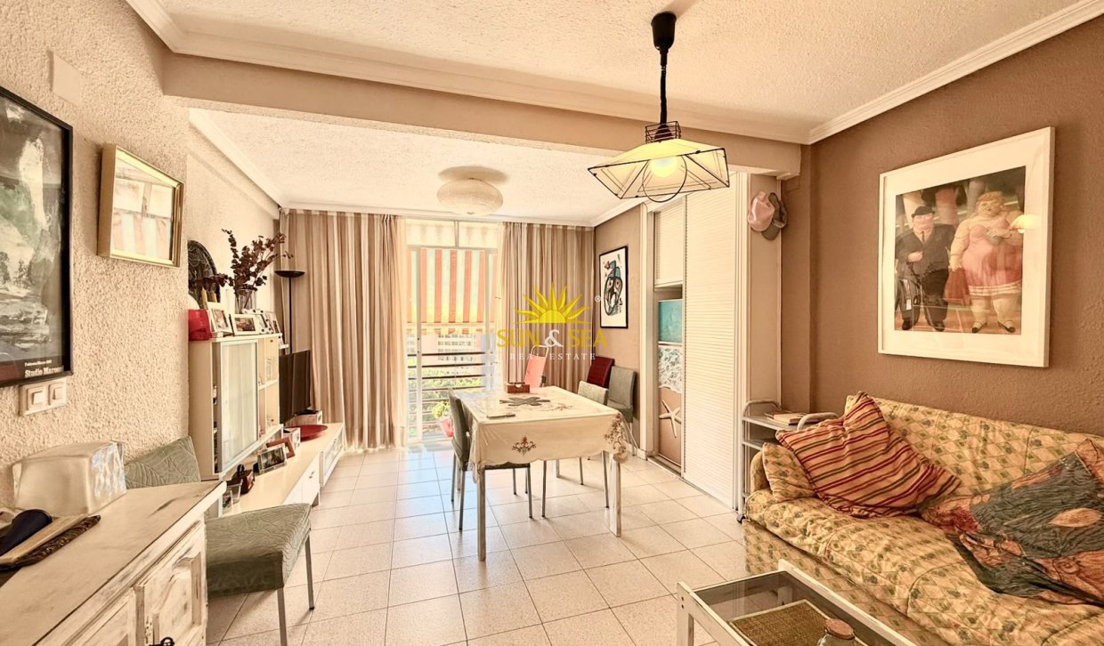 Kurzzeit-Vermietung - Wohnung - Benidorm