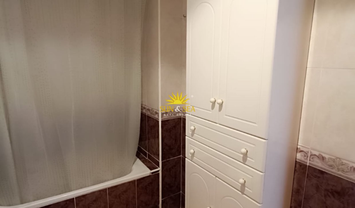 Langfristige Vermietung - Wohnung - 