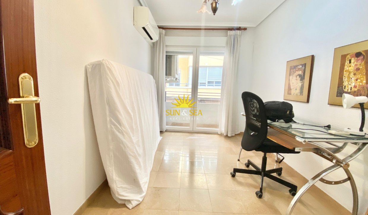 Langfristige Vermietung - Wohnung - Alicante (Alacant)