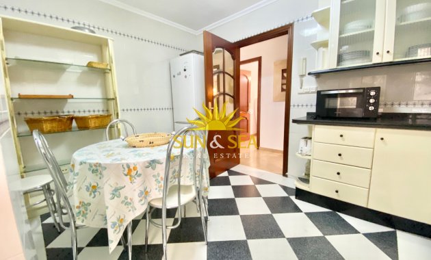 Langfristige Vermietung - Wohnung - Alicante (Alacant)