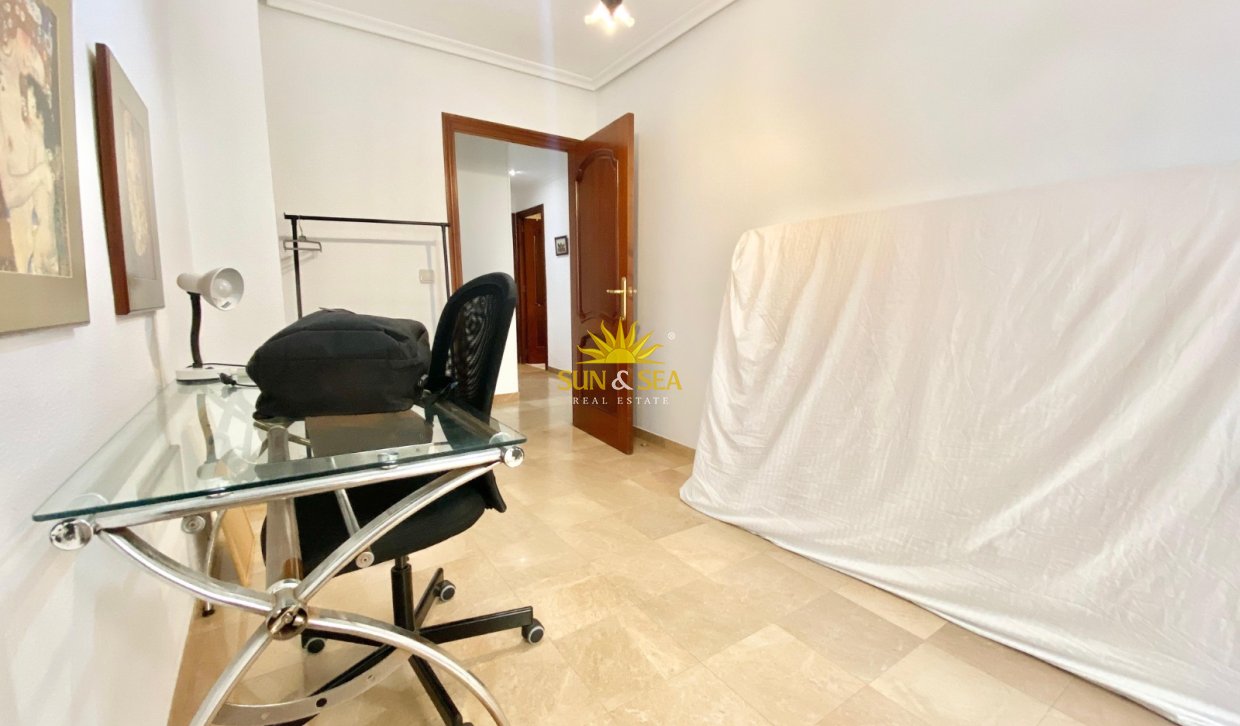 Langfristige Vermietung - Wohnung - Alicante (Alacant)