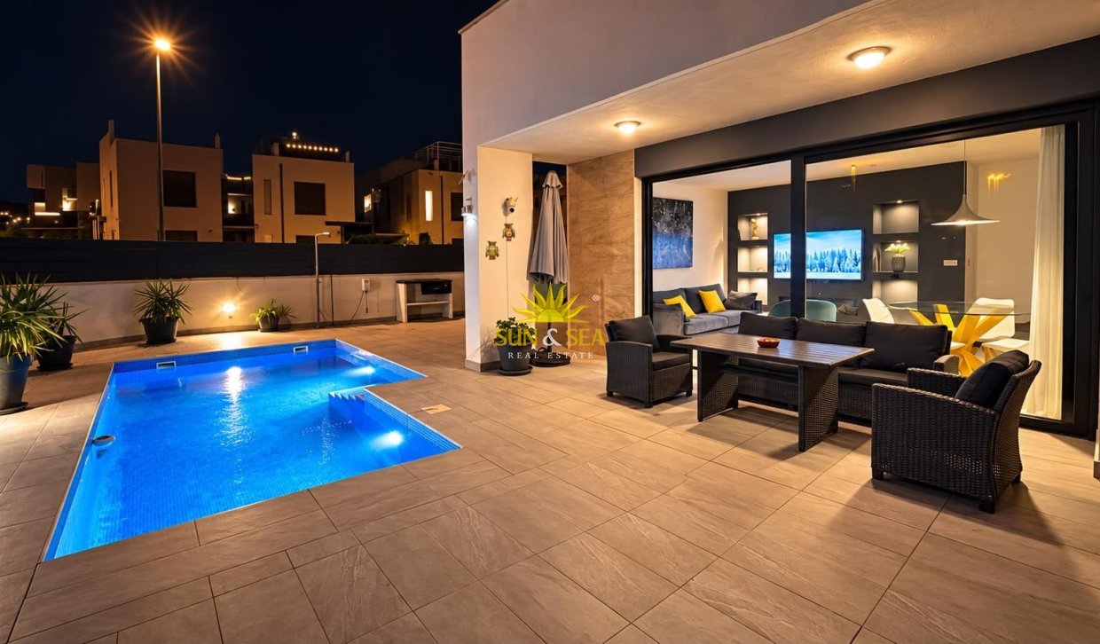 Kurzzeit-Vermietung - Villa - Orihuela Costa - Villamartín