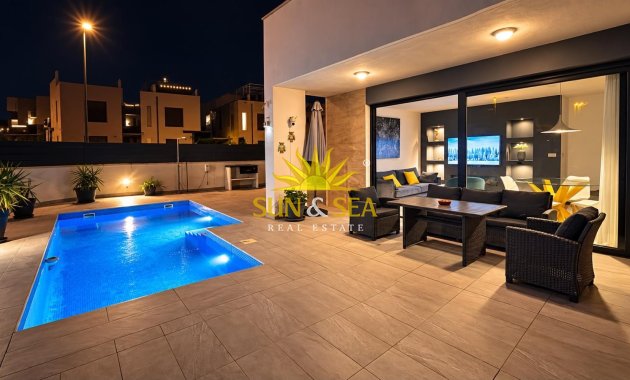 Kurzzeit-Vermietung - Villa - Orihuela Costa - Villamartín