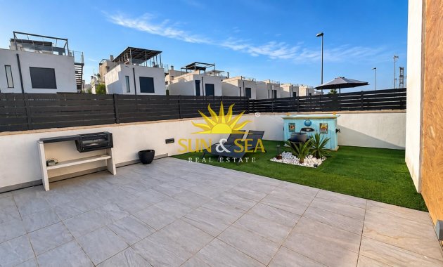 Kurzzeit-Vermietung - Villa - Orihuela Costa - Villamartín