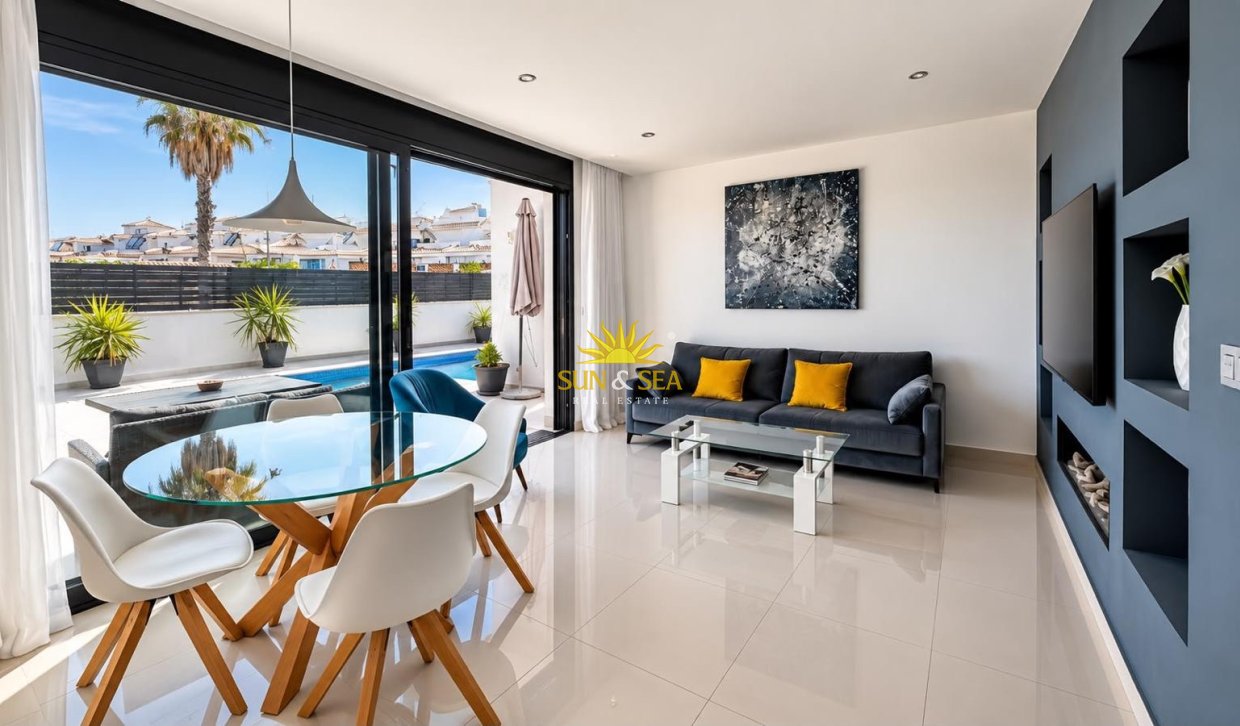 Kurzzeit-Vermietung - Villa - Orihuela Costa - Villamartín