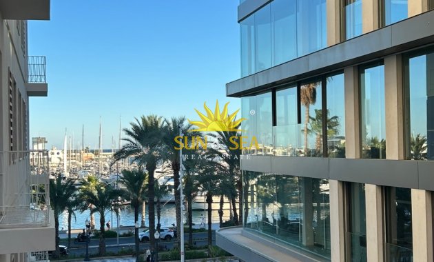 Langfristige Vermietung - Wohnung - Alicante - Centro