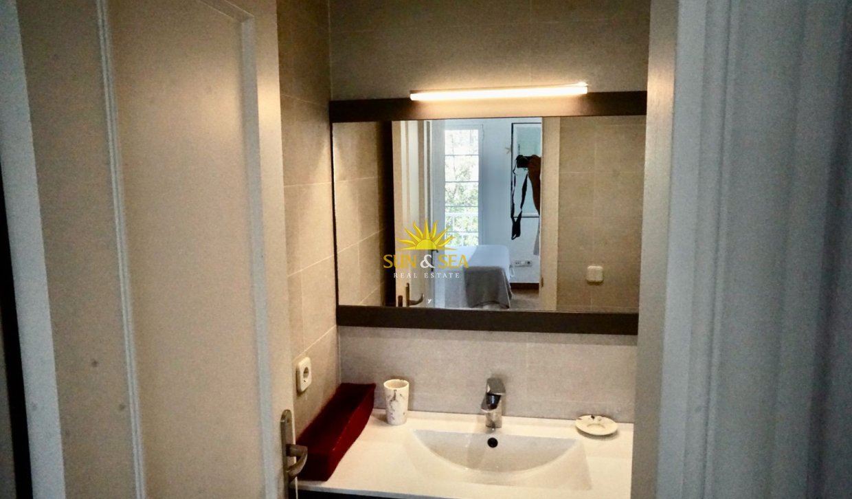 Long Term Rental - Villa - Alicante - Playa San Juan