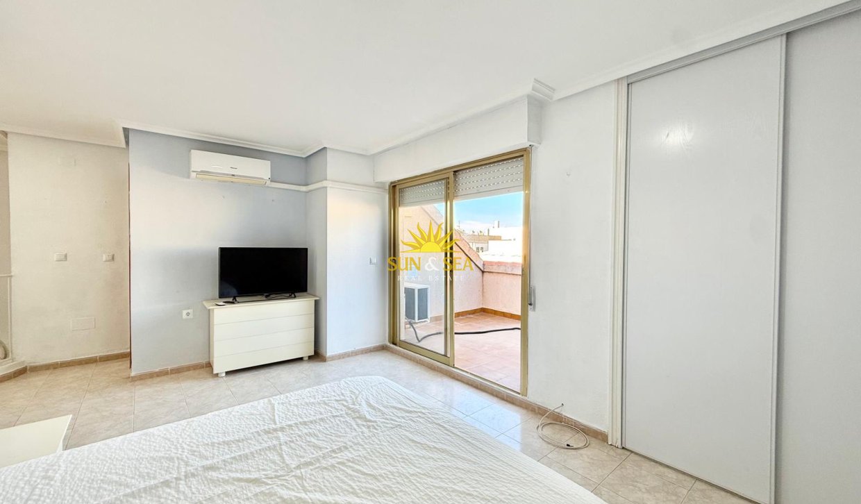 Long Term Rental - Penthouse - Torrevieja - Playa de El Cura