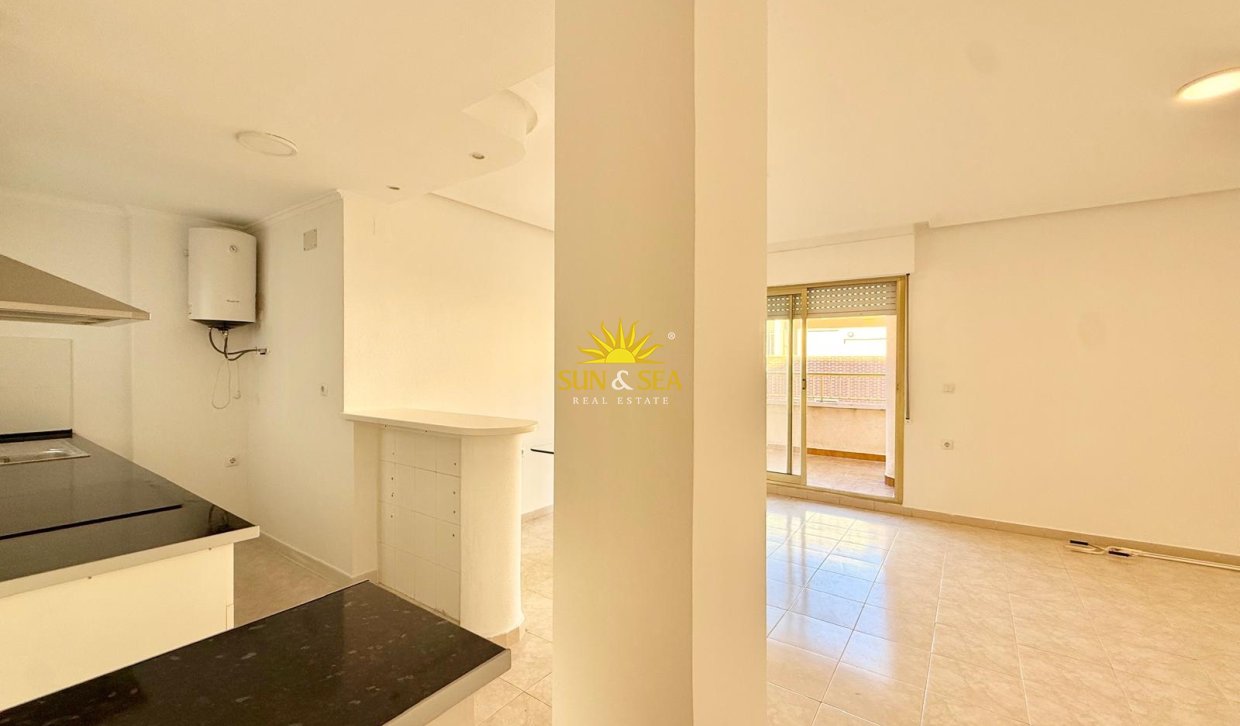 Long Term Rental - Penthouse - Torrevieja - Playa de El Cura