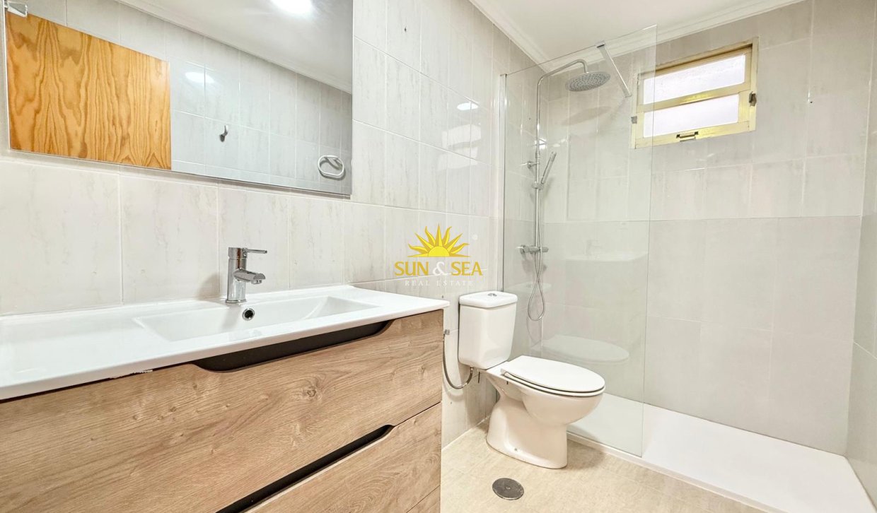 Long Term Rental - Penthouse - Torrevieja - Playa de El Cura