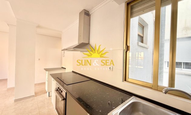 Long Term Rental - Penthouse - Torrevieja - Playa de El Cura