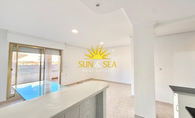Long Term Rental - Penthouse - Torrevieja - Playa de El Cura