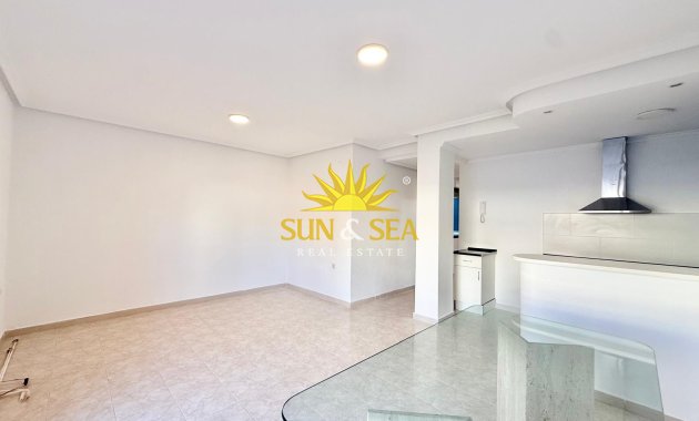 Long Term Rental - Penthouse - Torrevieja - Playa de El Cura