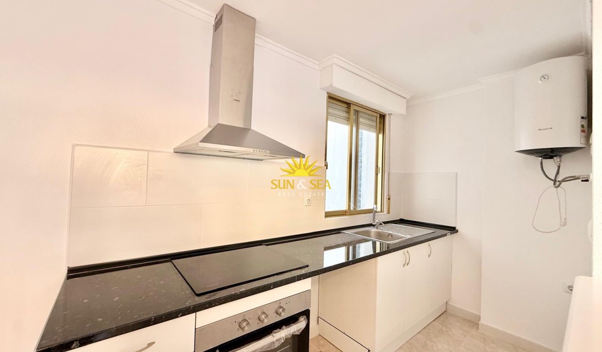Long Term Rental - Penthouse - Torrevieja - Playa de El Cura