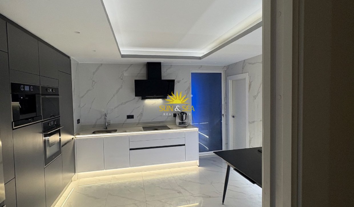 Long Term Rental - Apartment - Torrevieja - Centro