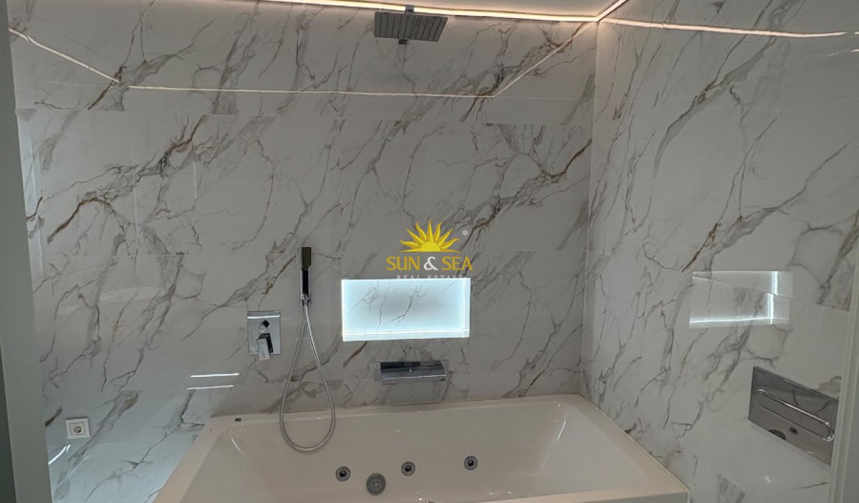 Long Term Rental - Apartment - Torrevieja - Centro