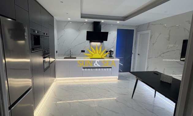 Long Term Rental - Apartment - Torrevieja - Centro