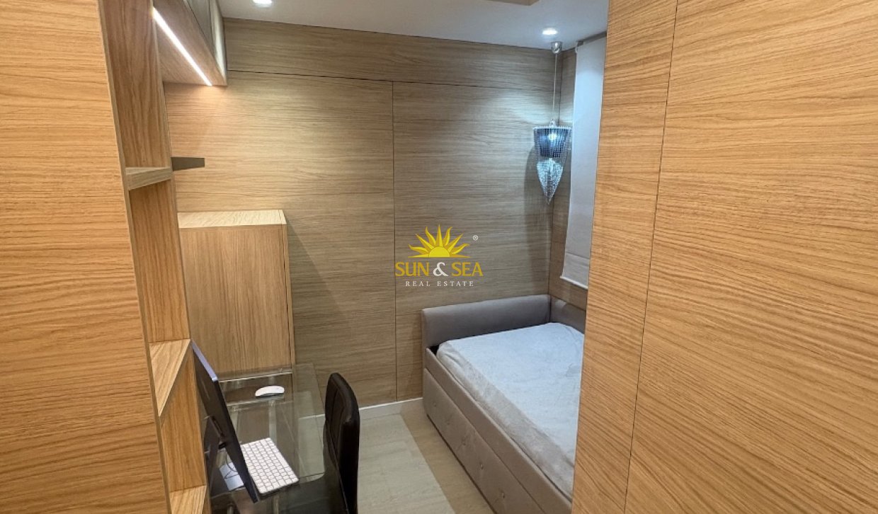 Long Term Rental - Apartment - Torrevieja - Centro
