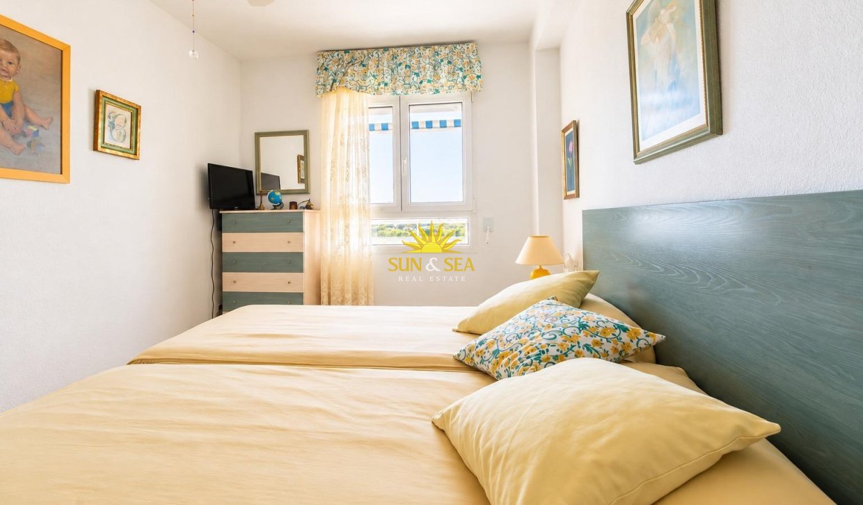 Wiederverkauf - Wohnung - Orihuela Costa - Altos de Campoamor