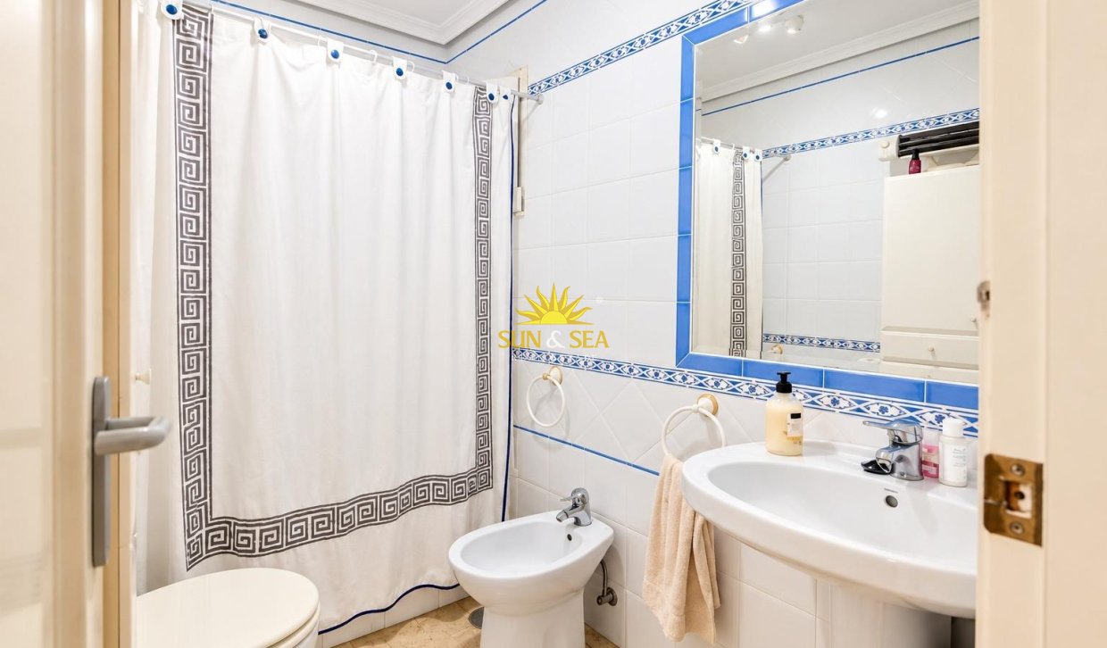 Wiederverkauf - Wohnung - Orihuela Costa - Altos de Campoamor