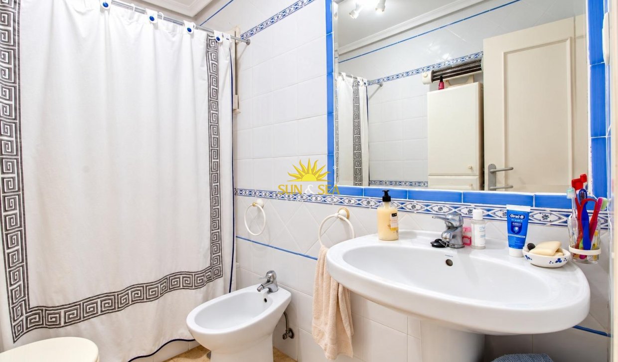 Wiederverkauf - Wohnung - Orihuela Costa - Altos de Campoamor
