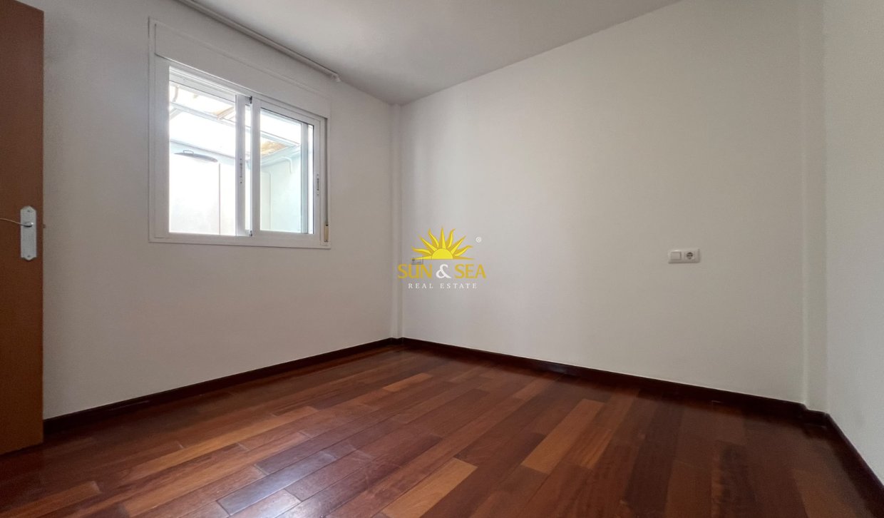 Long Term Rental - Villa - Elche