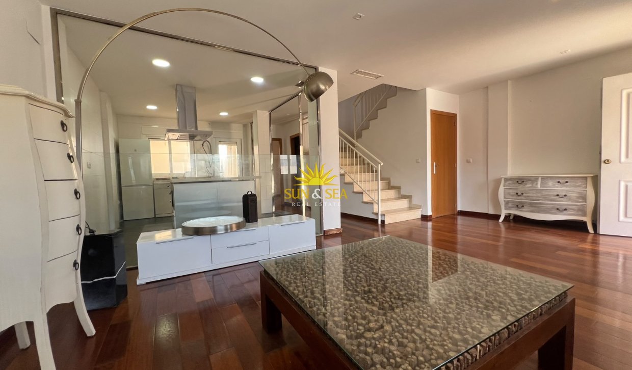 Long Term Rental - Villa - Elche