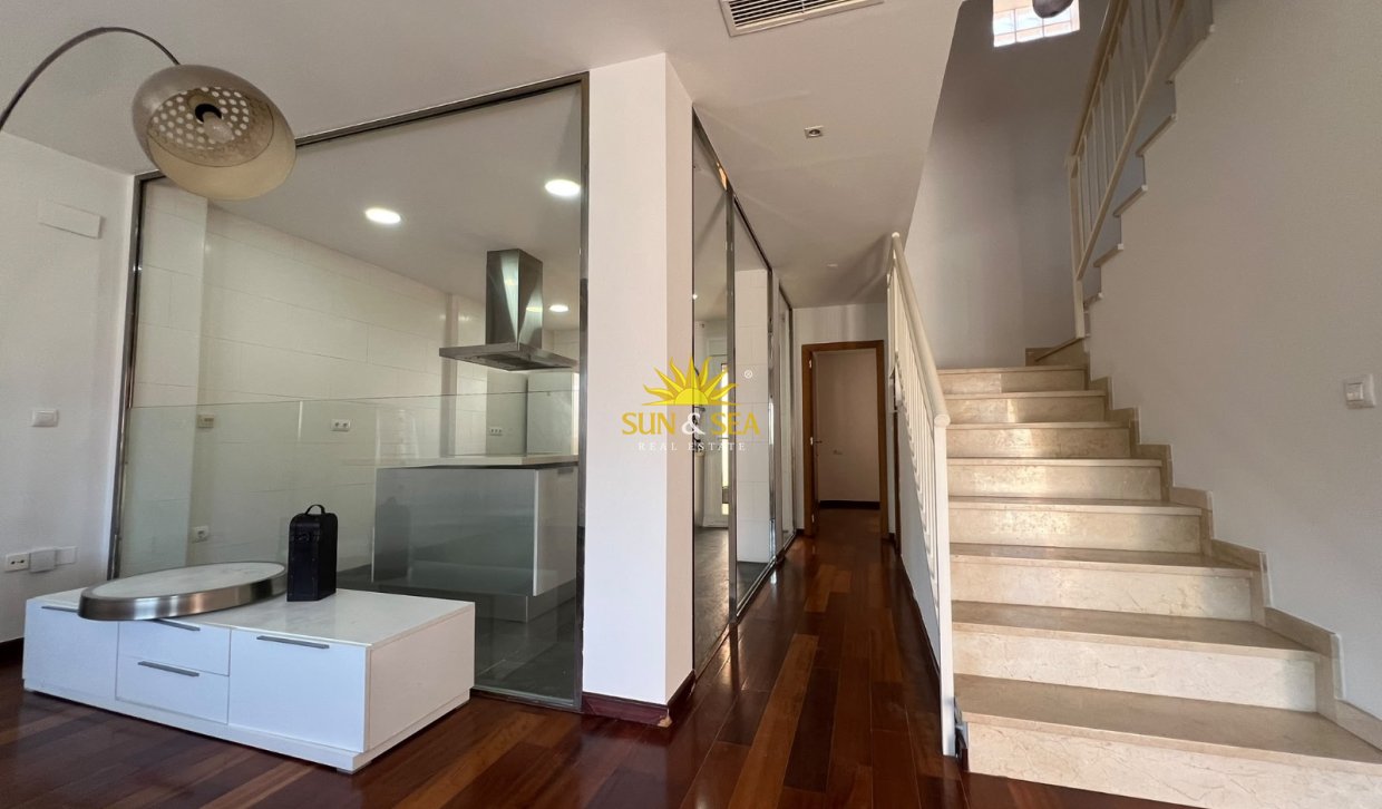 Long Term Rental - Villa - Elche