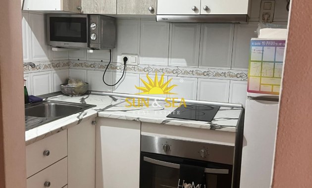 Alquiler a largo plazo - Apartamento - Torrevieja - Centro