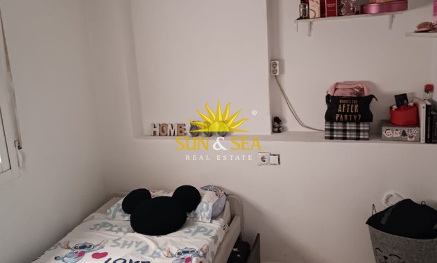 Alquiler a largo plazo - Apartamento - Torrevieja - Centro
