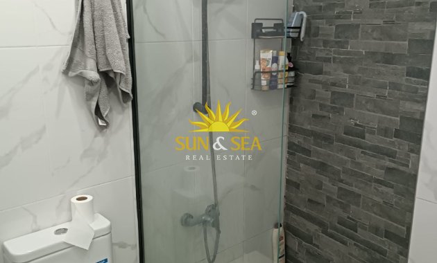 Alquiler a largo plazo - Apartamento - Torrevieja - Centro