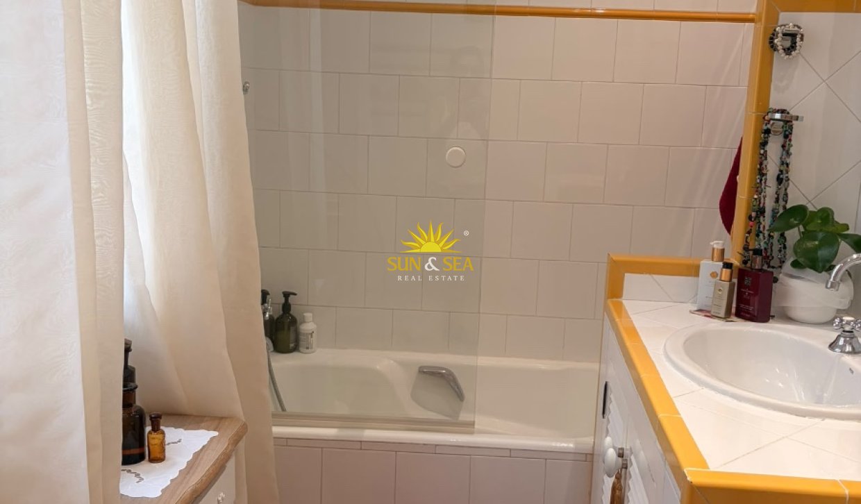 Location à long terme - Appartement - Alicante (Alacant)