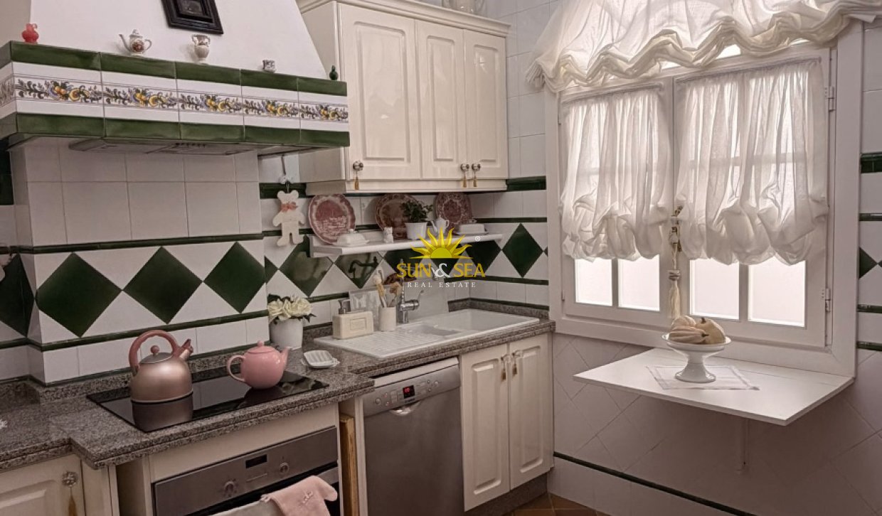 Location à long terme - Appartement - Alicante (Alacant)