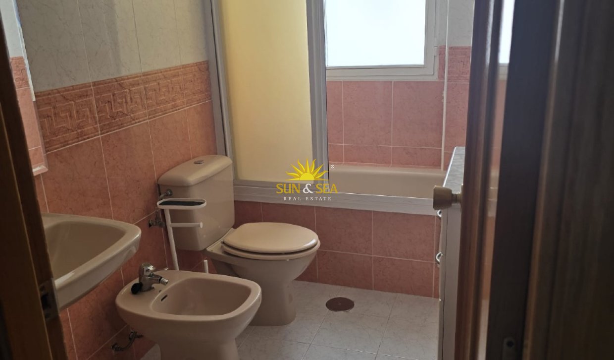 Location à long terme - Appartement - Benidorm