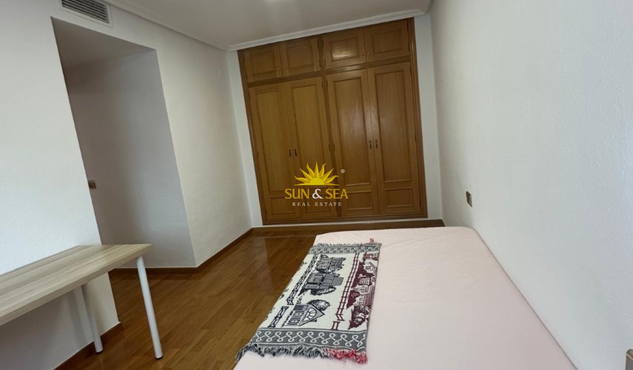 Долгосрочная аренда - Penthouse - Alicante (Alacant)