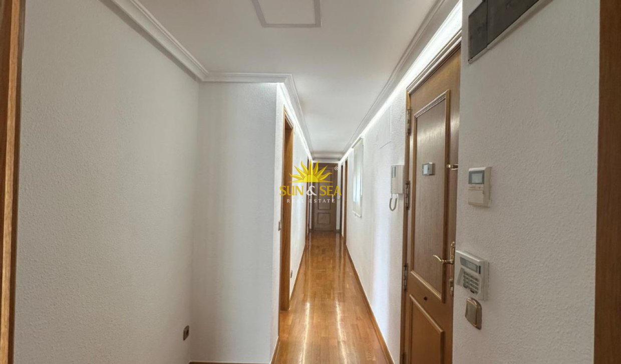 Долгосрочная аренда - Penthouse - Alicante (Alacant)