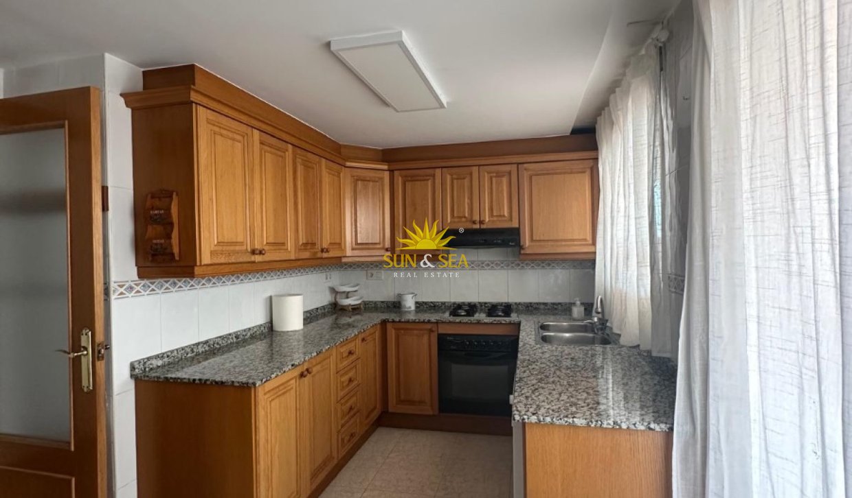Долгосрочная аренда - Penthouse - Alicante (Alacant)