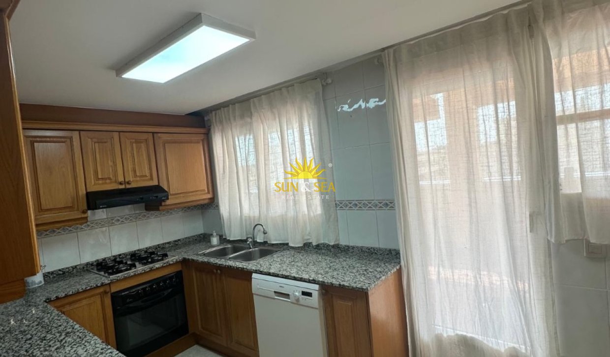 Долгосрочная аренда - Penthouse - Alicante (Alacant)