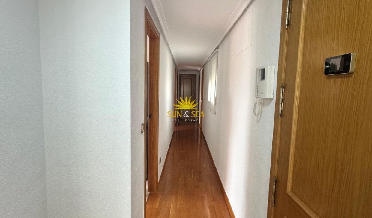 Долгосрочная аренда - Penthouse - Alicante (Alacant)
