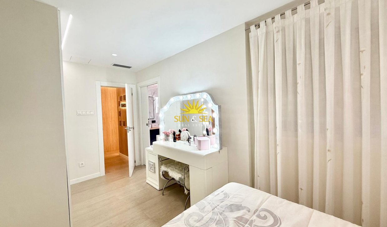 Долгосрочная аренда - Apartment - Torrevieja - Centro