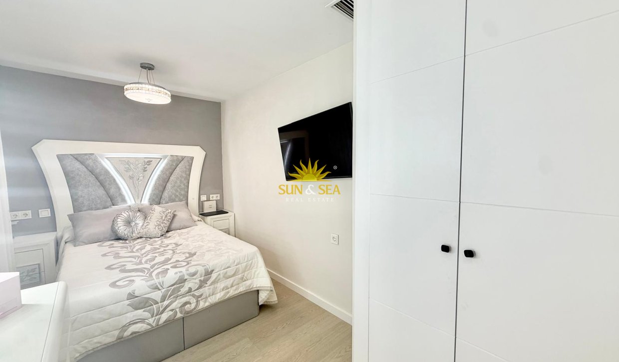 Долгосрочная аренда - Apartment - Torrevieja - Centro