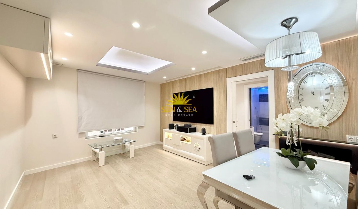 Долгосрочная аренда - Apartment - Torrevieja - Centro