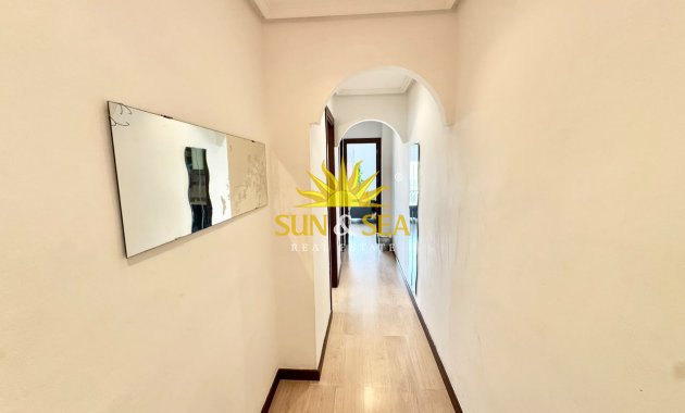 Alquiler a largo plazo - Apartamento - Torrevieja - torrevieja