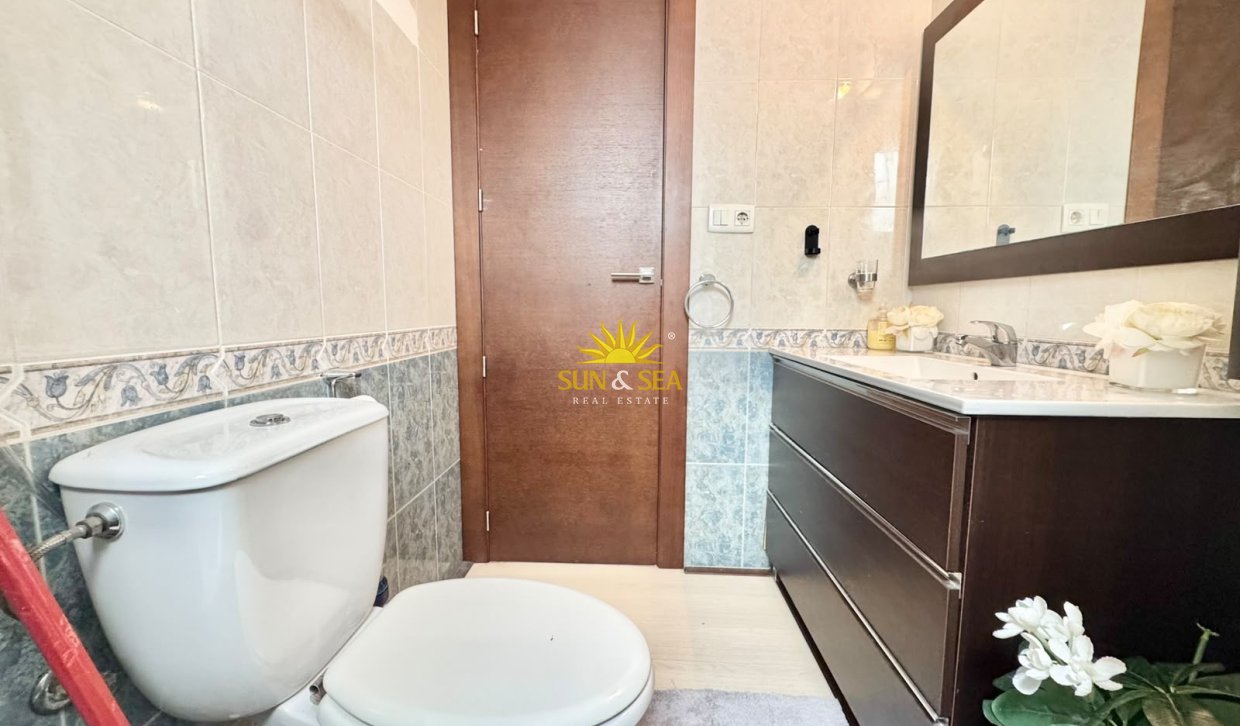 Alquiler a largo plazo - Apartamento - Torrevieja - torrevieja