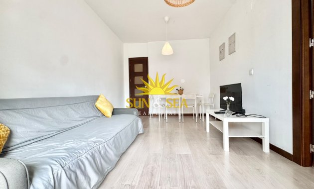 Alquiler a largo plazo - Apartamento - Torrevieja - torrevieja