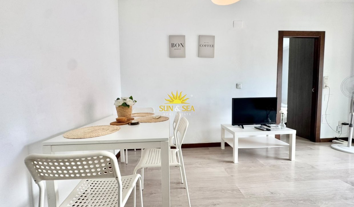 Alquiler a largo plazo - Apartamento - Torrevieja - torrevieja